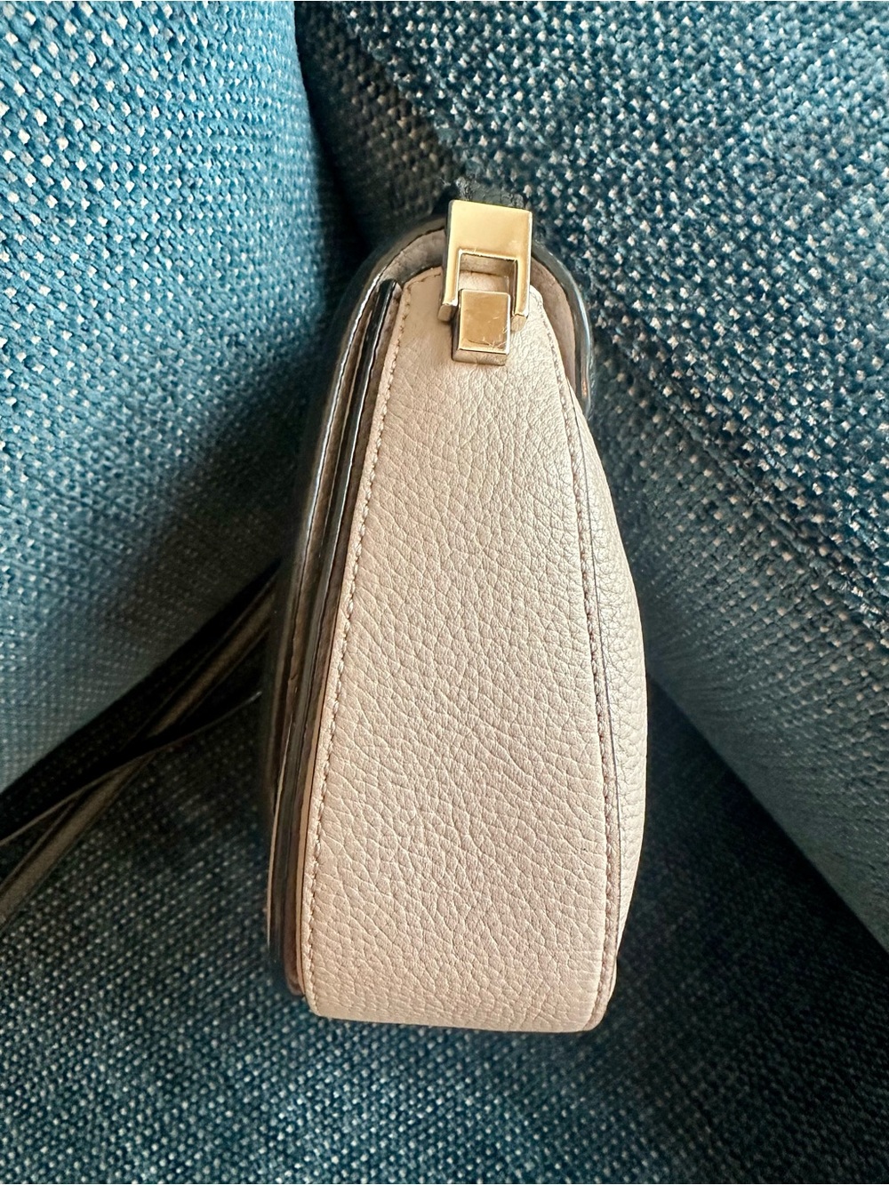 kate spade Black & Blush Two-Tone Pebbled Leather Crossbody - Picture 5 of 10